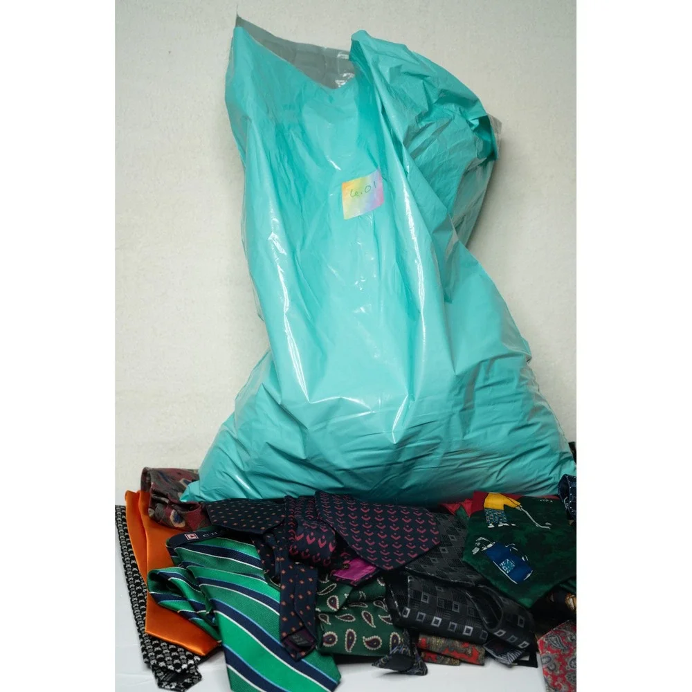Mens Necktie Lot 6lb Assorted Brands Chaps Van Heusen Izod Silk Novelty Ties